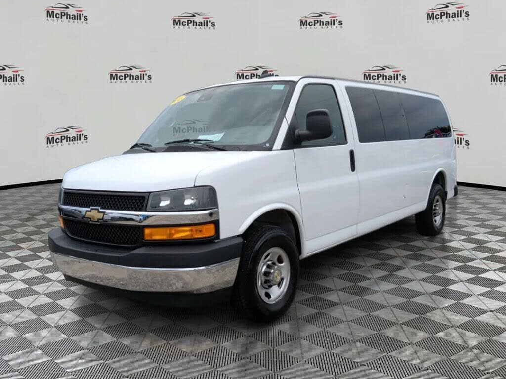 2024 CHEVROLET Express