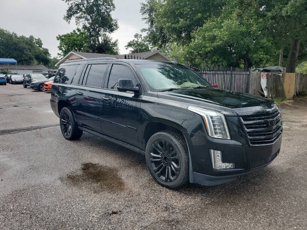 2018 CADILLAC Escalade ESV