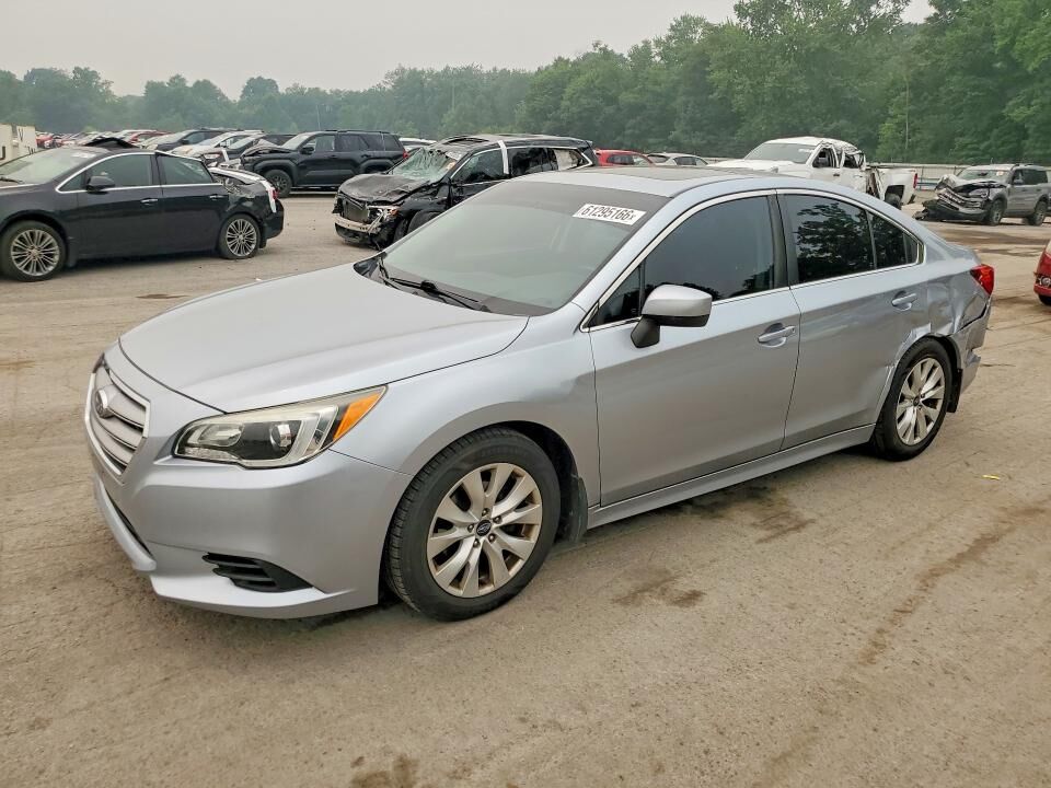 2016 SUBARU Legacy