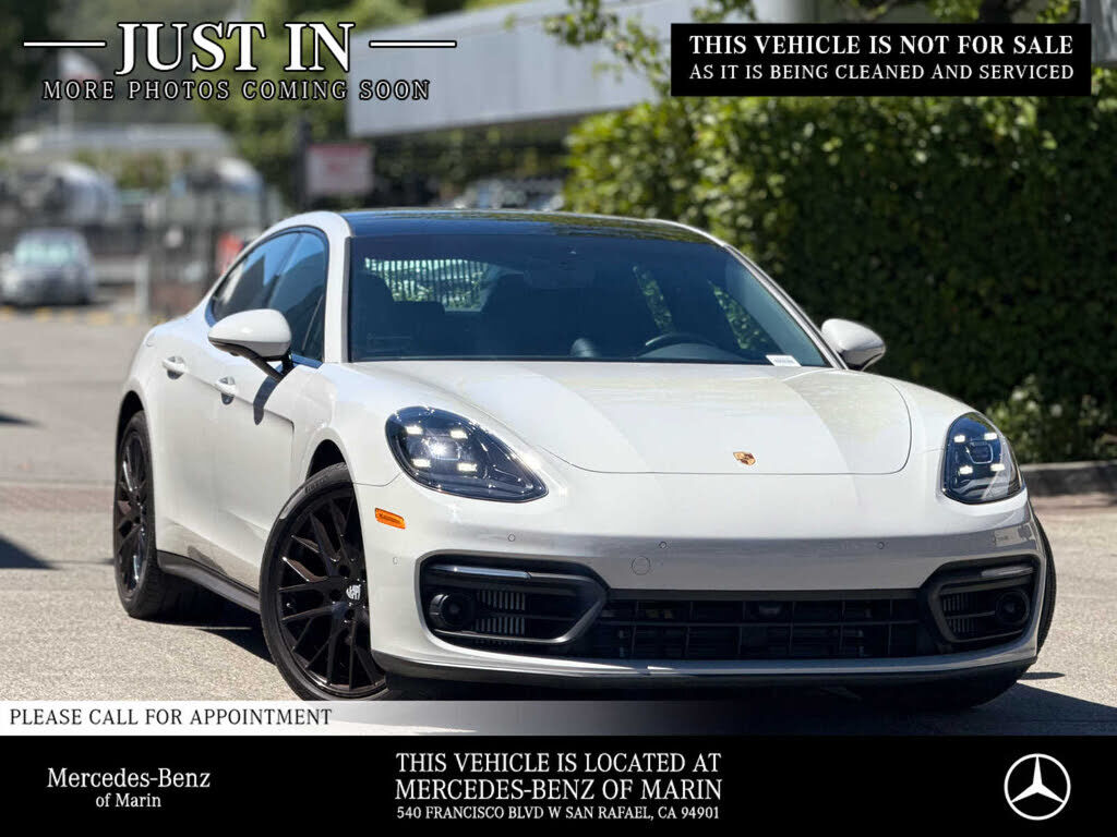 2023 PORSCHE Panamera