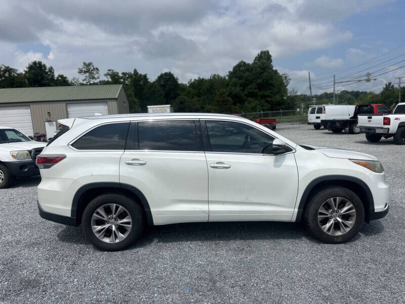 2015 TOYOTA Highlander