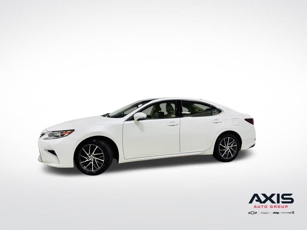 2016 LEXUS ES