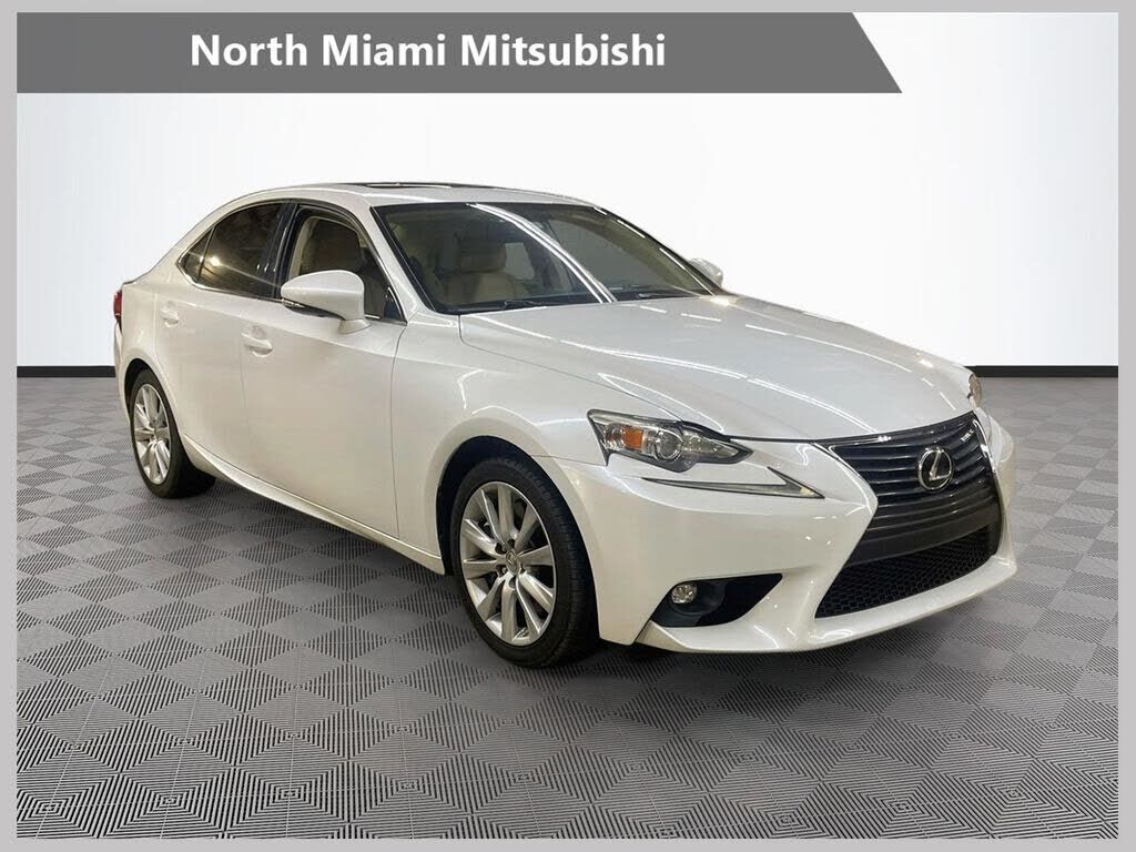 2016 LEXUS IS