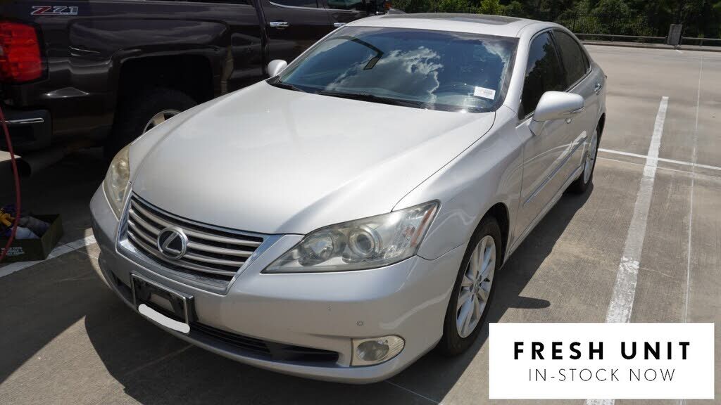 2011 LEXUS ES