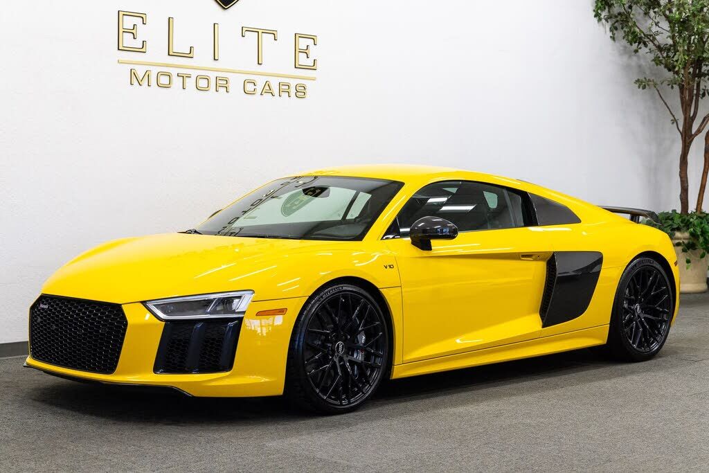2018 AUDI R8