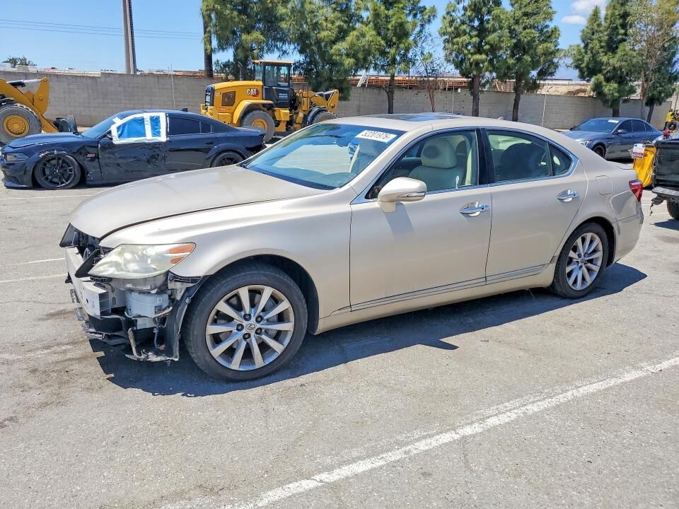 2011 LEXUS LS
