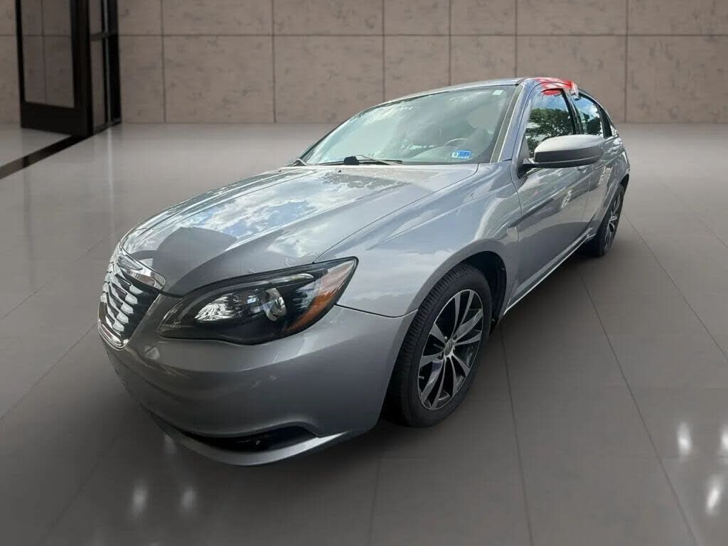 2014 CHRYSLER 200