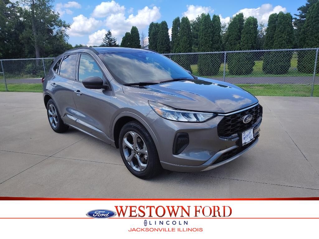 2024 FORD Escape