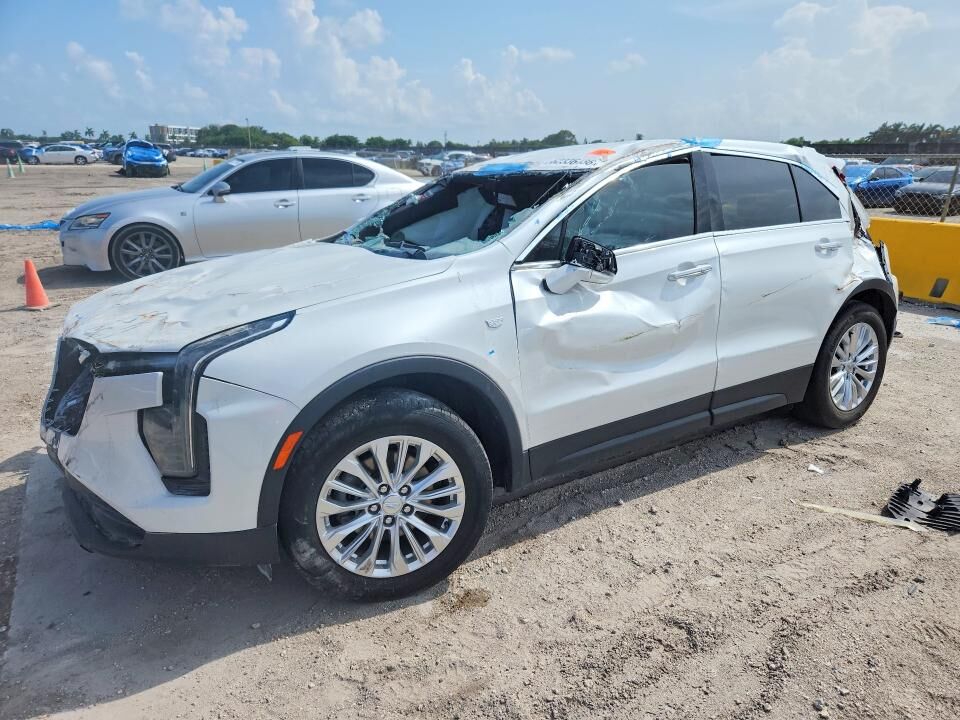 2024 CADILLAC XT4
