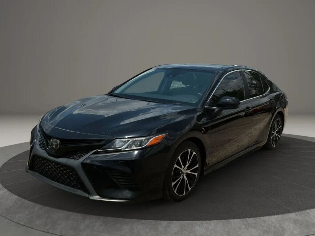 2019 TOYOTA Camry