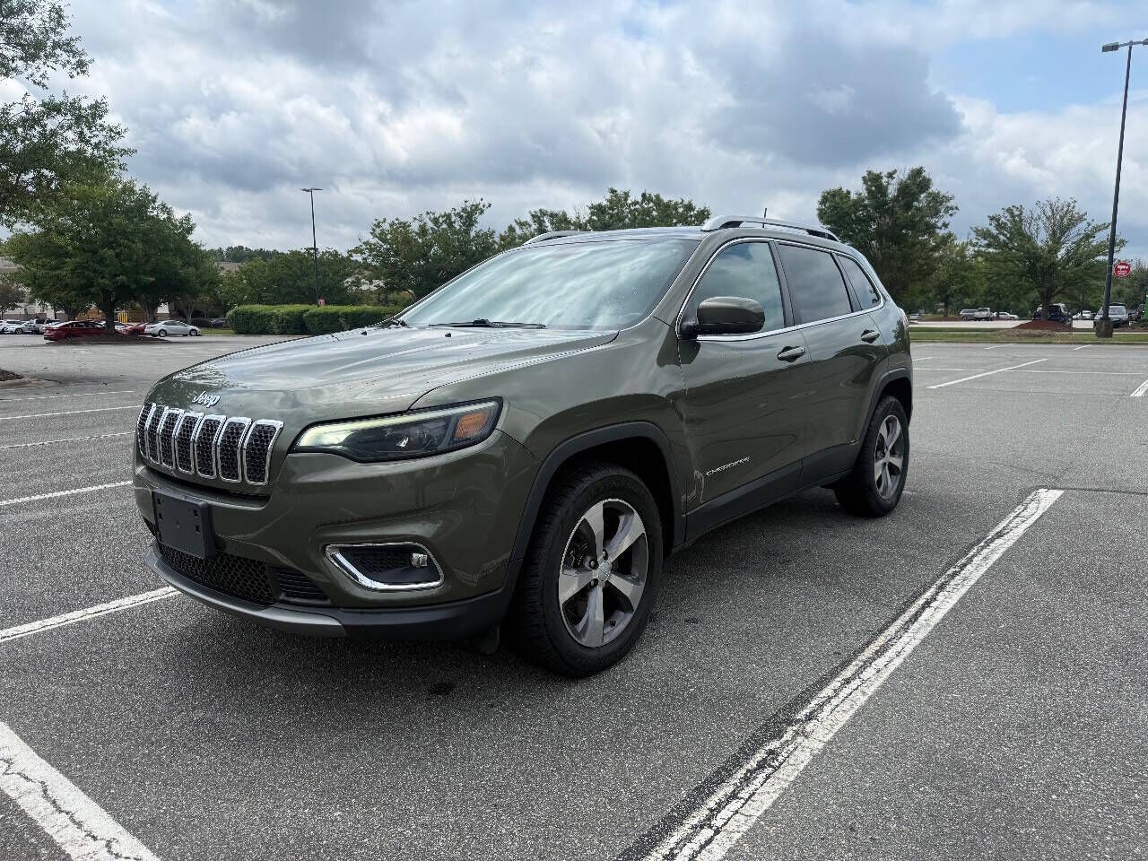 2019 JEEP Cherokee