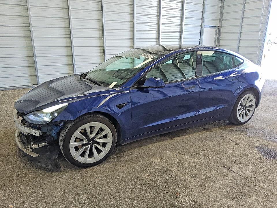 2022 TESLA Model 3