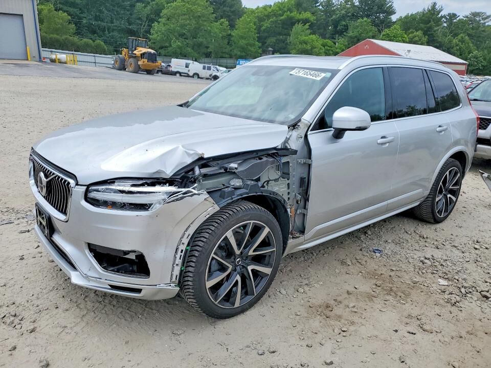 2020 VOLVO XC90