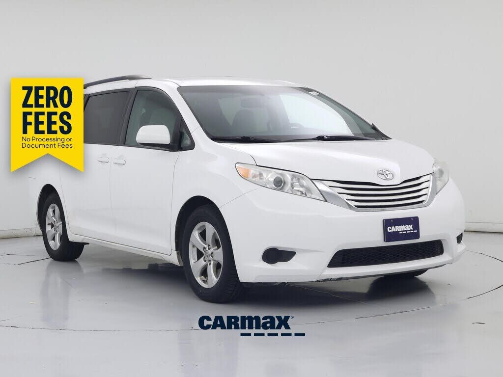 2015 TOYOTA Sienna