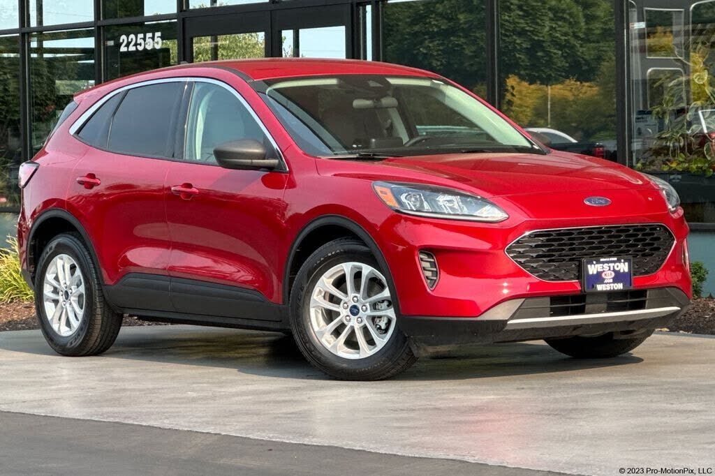 2022 FORD Escape