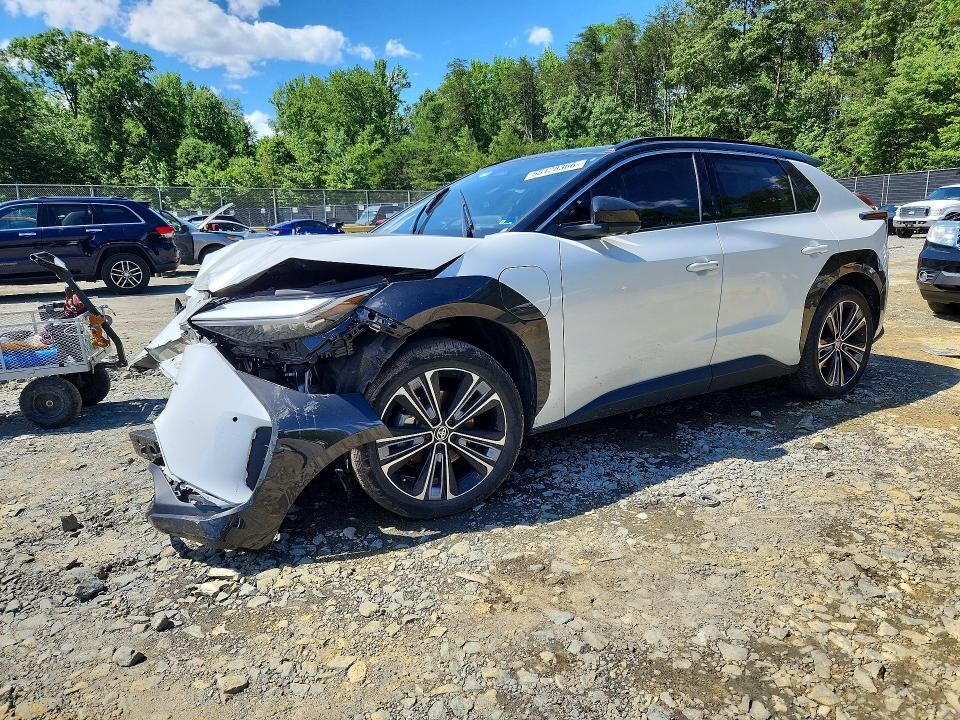 2023 TOYOTA bZ4X