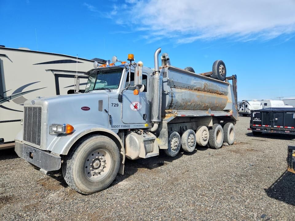 2005 PETERBILT 357