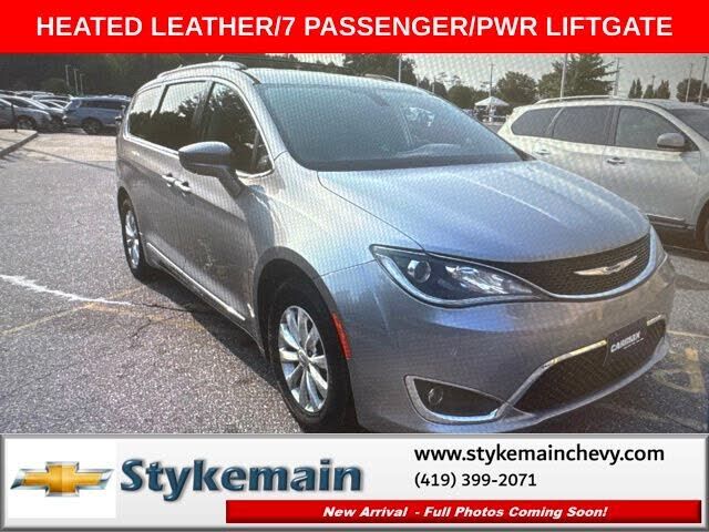 2019 CHRYSLER Pacifica