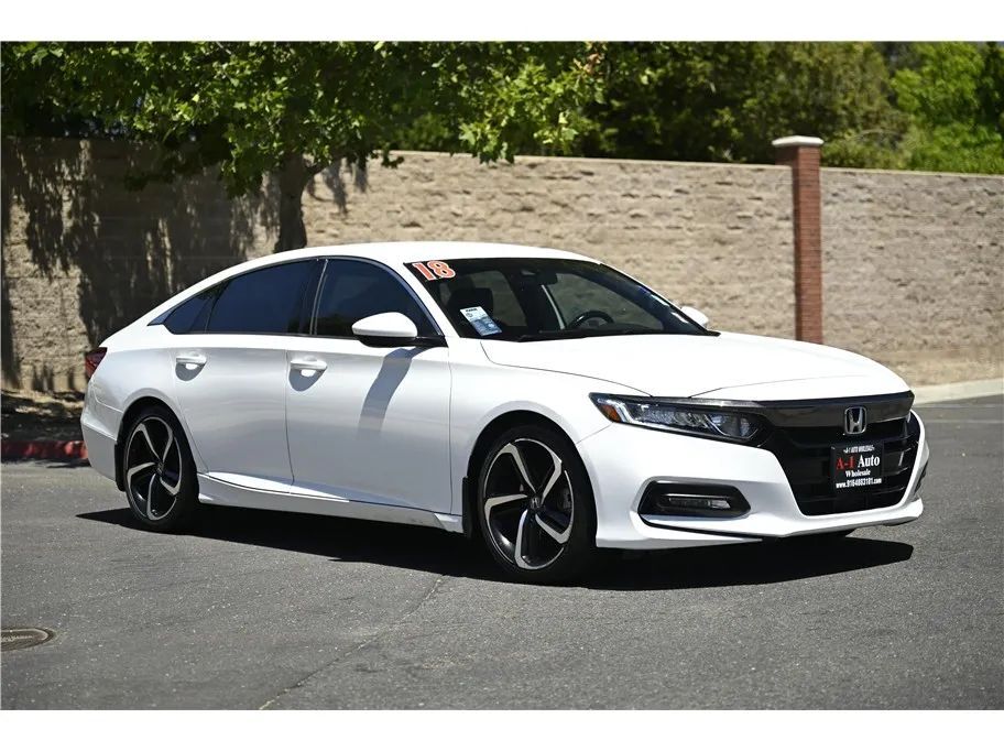 2018 HONDA Accord