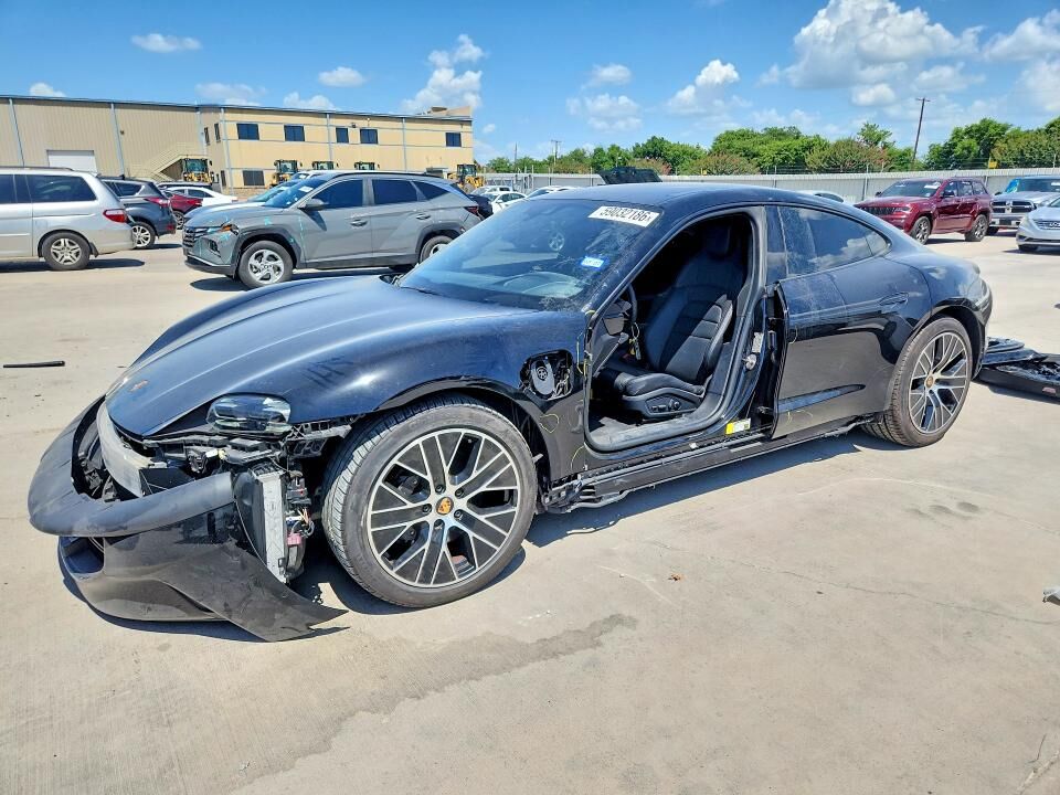 2022 PORSCHE Taycan