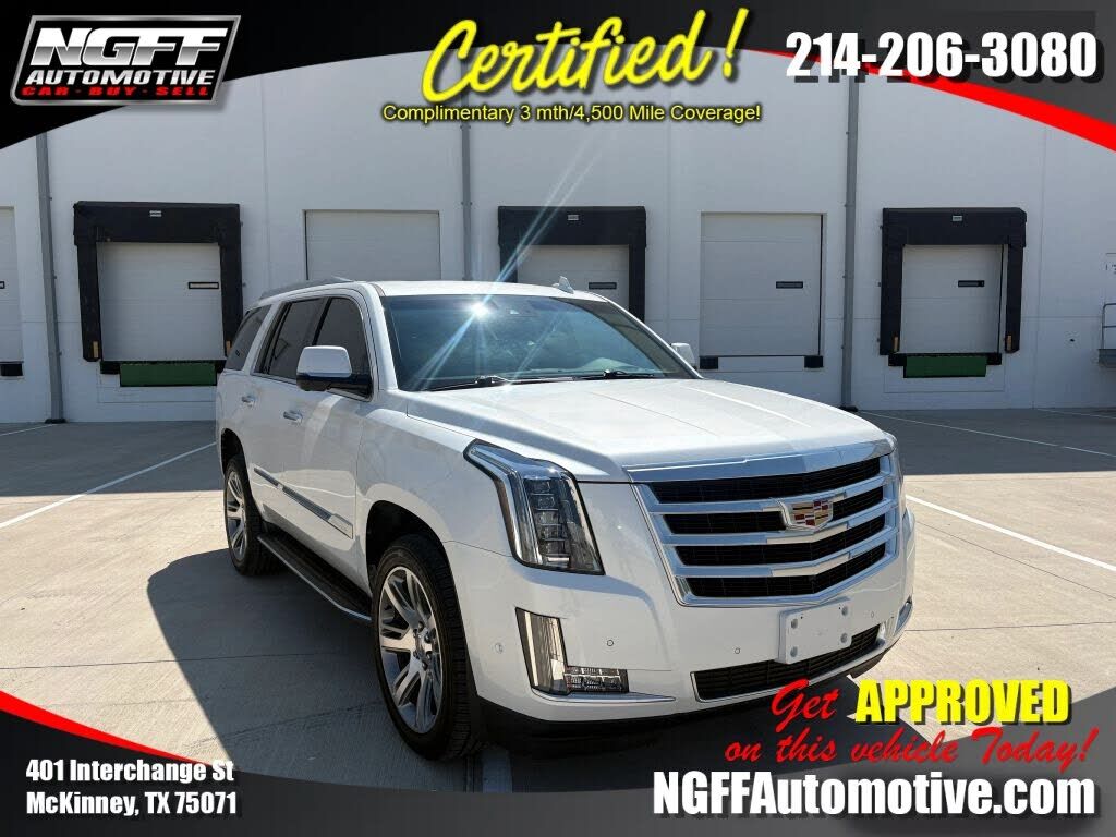 2017 CADILLAC Escalade