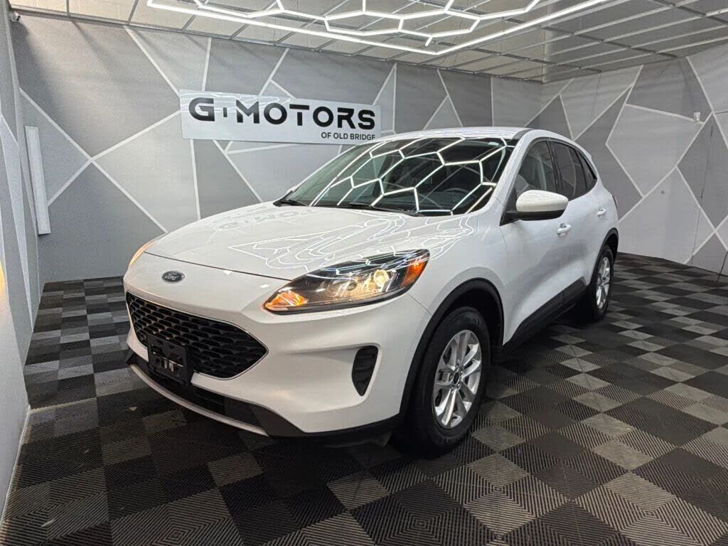 2021 FORD Escape