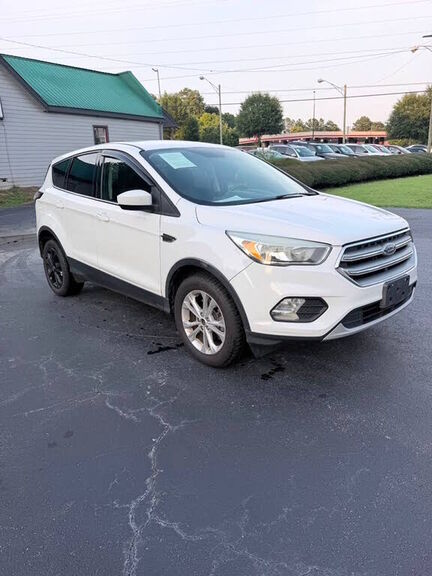 2017 FORD Escape