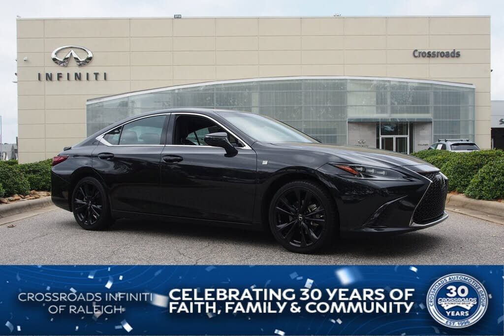2024 LEXUS ES