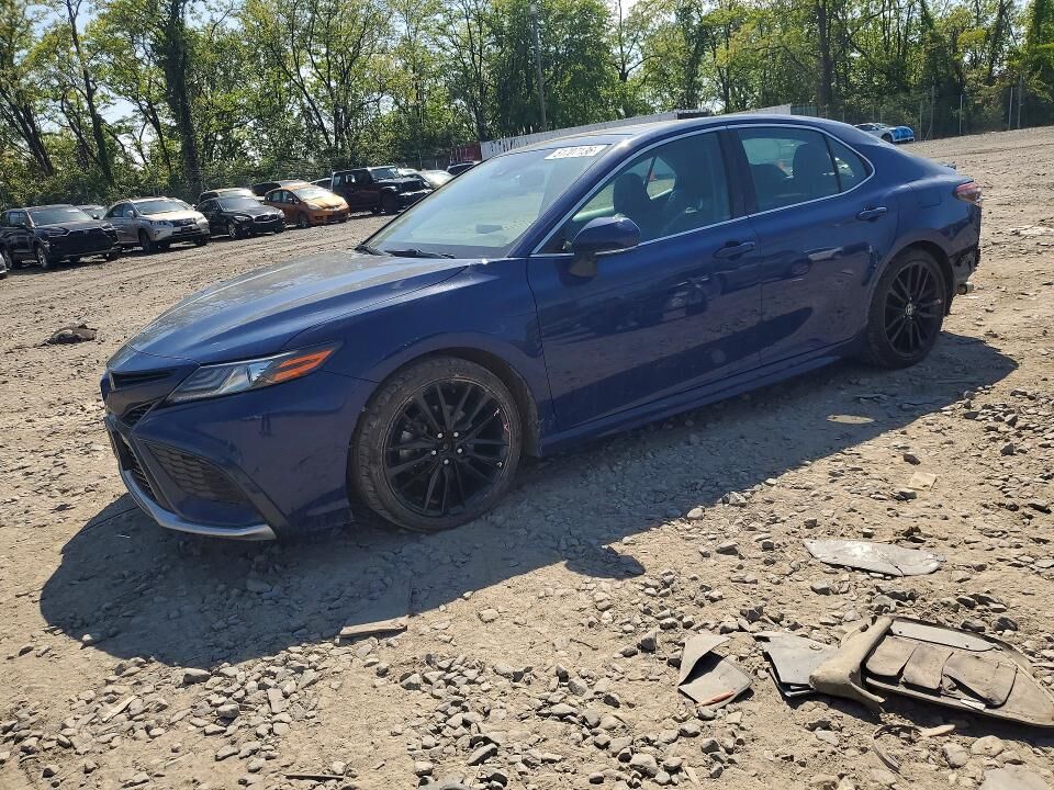 2023 TOYOTA Camry