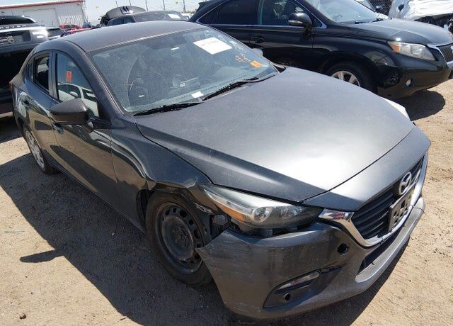 2017 MAZDA Mazda3
