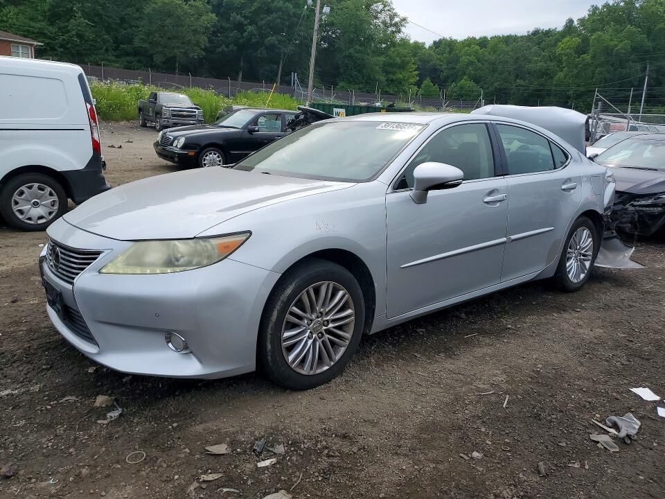 2013 LEXUS ES