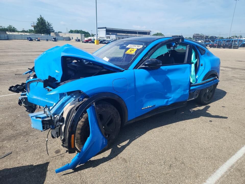2022 FORD Mach-E