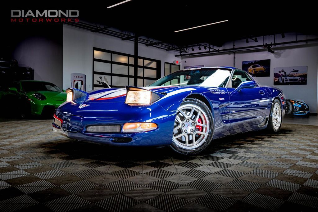 2004 CHEVROLET Corvette