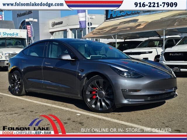 2023 TESLA Model 3
