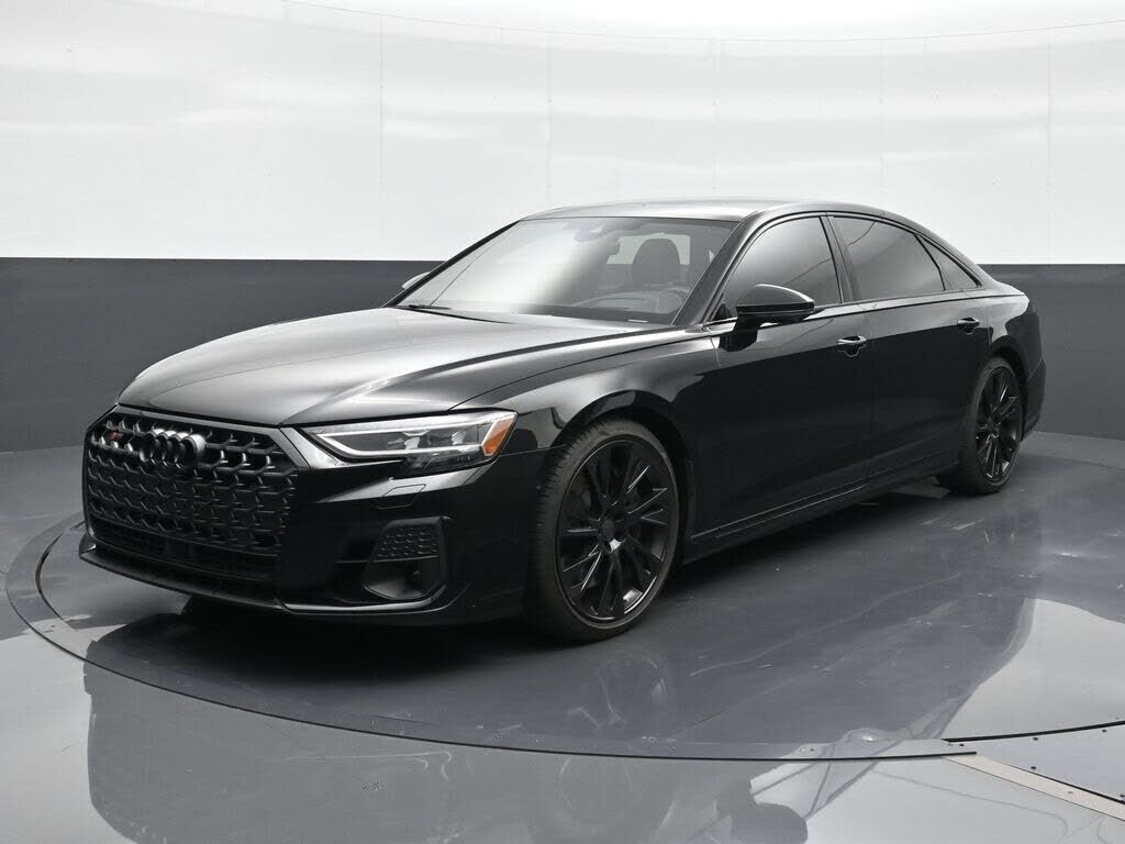 2026 AUDI S8