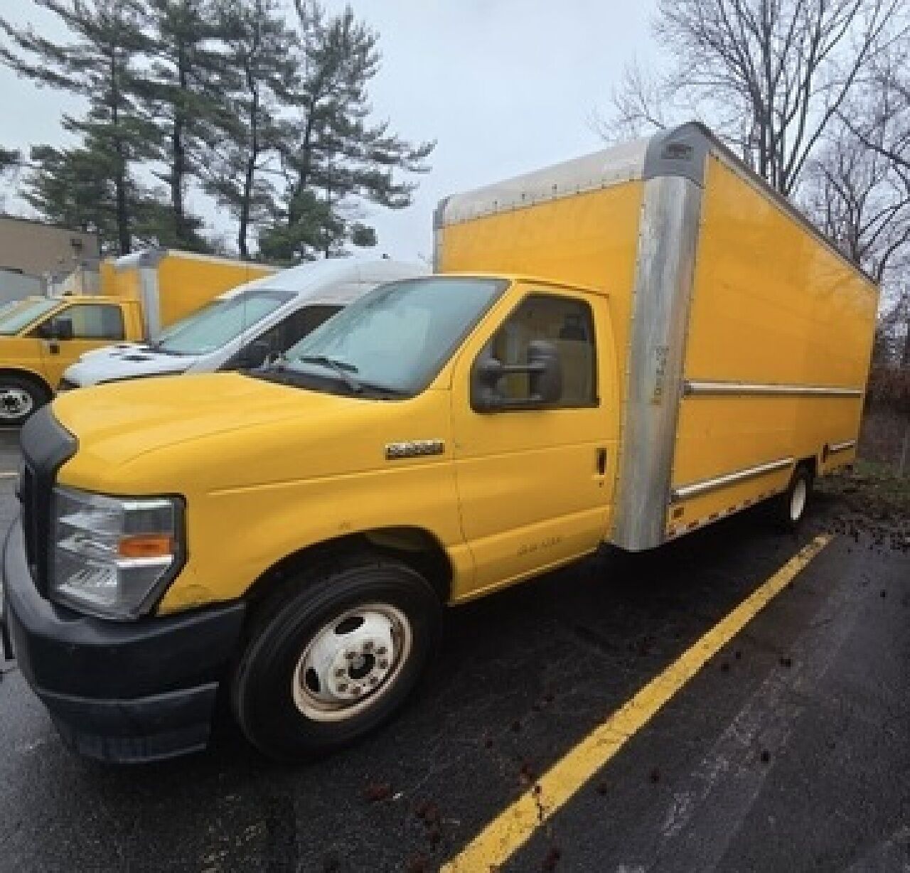 2022 FORD E-350