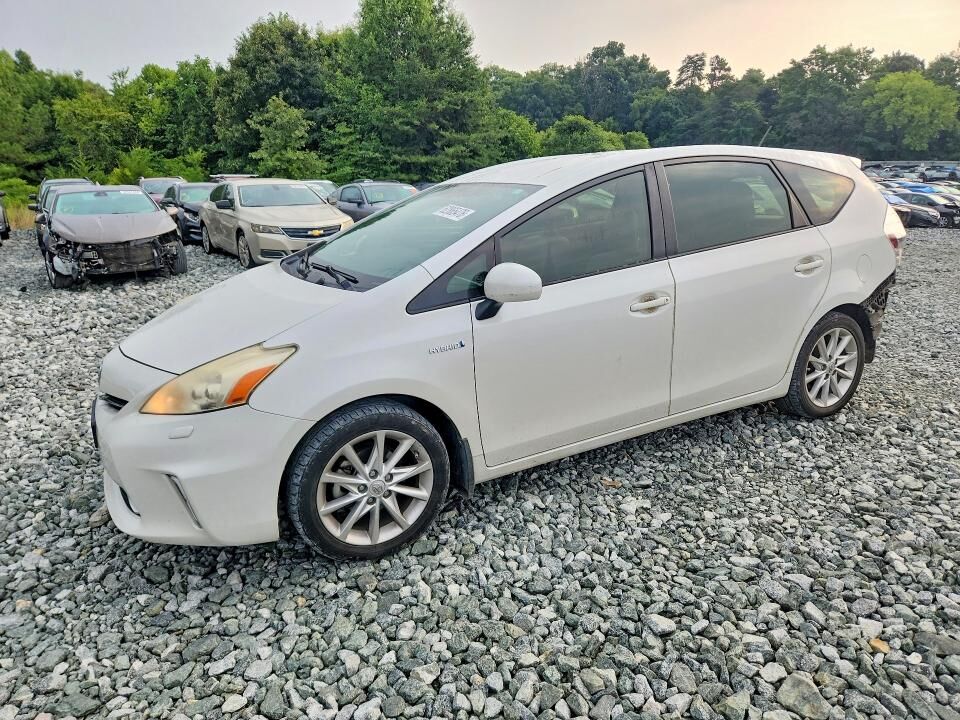 2014 TOYOTA Prius
