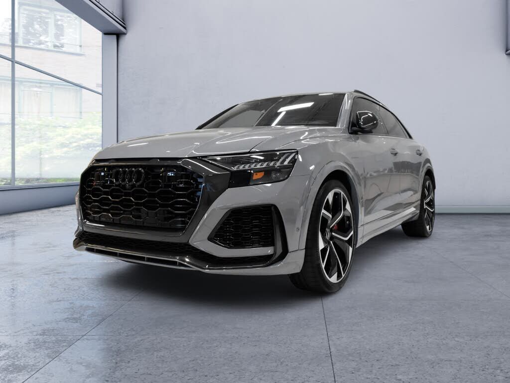 2022 AUDI RS Q8