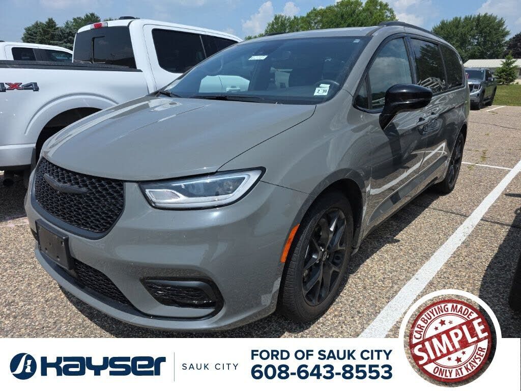 2025 CHRYSLER Pacifica