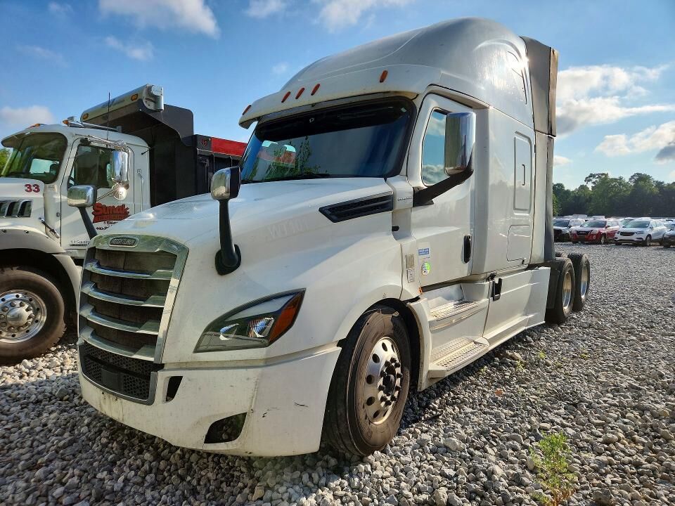 2019 FREIGHTLINER New Cascadia 126" Sleepercab