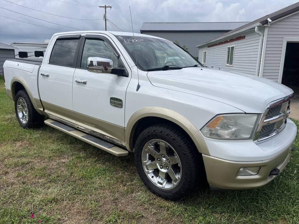 2011 DODGE Ram