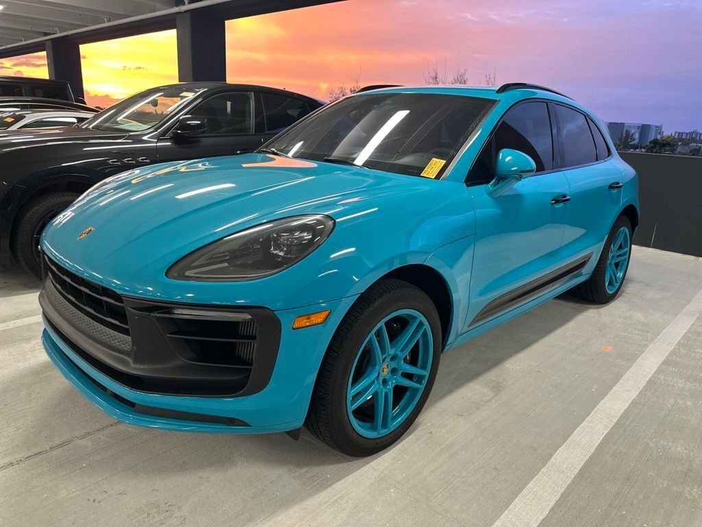 2022 PORSCHE Macan