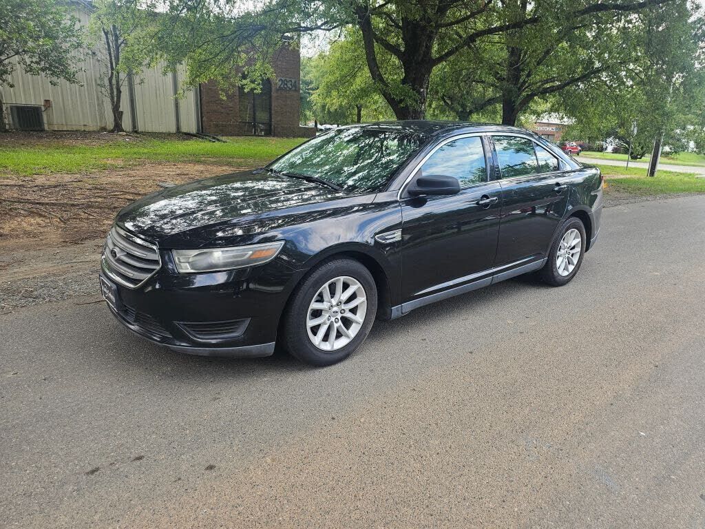 2015 FORD Taurus