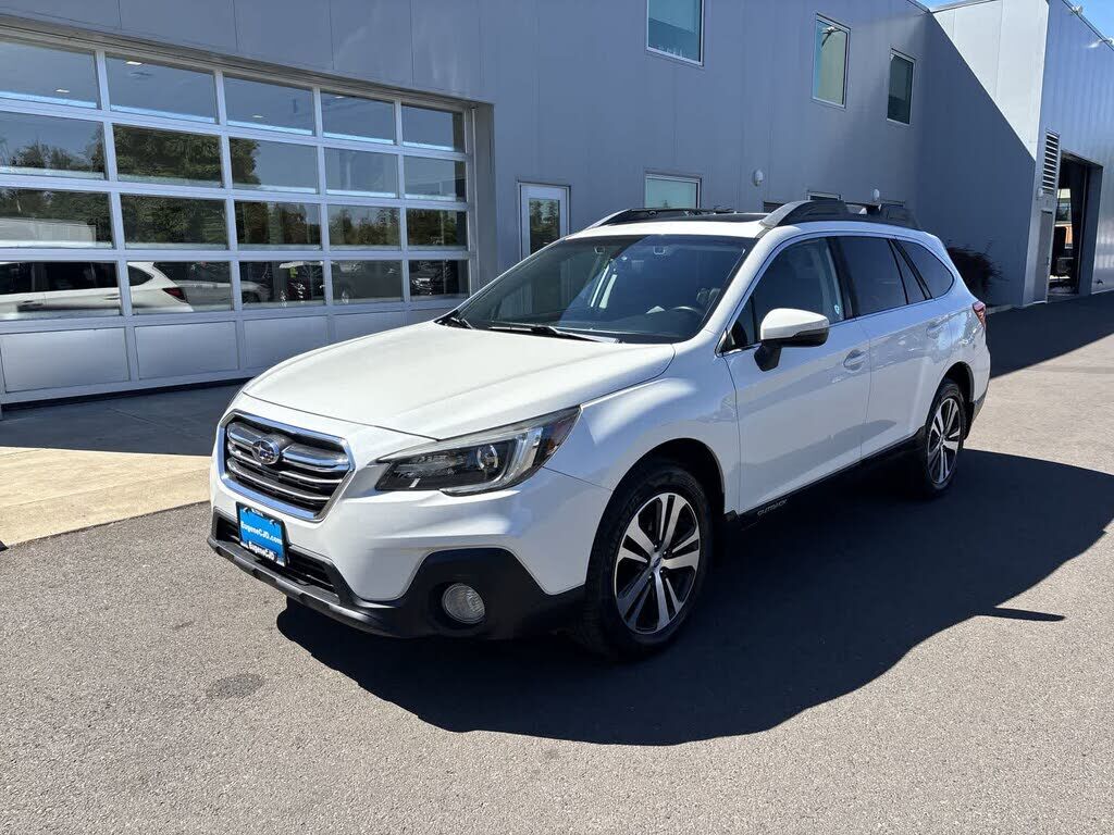 2018 SUBARU Outback