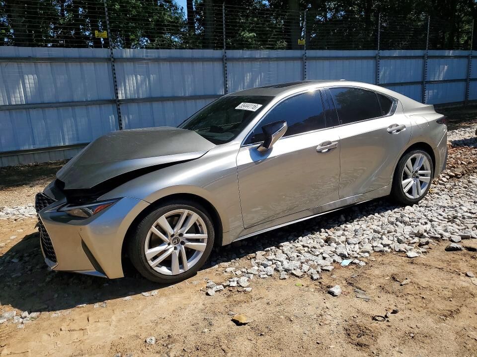 2021 LEXUS IS