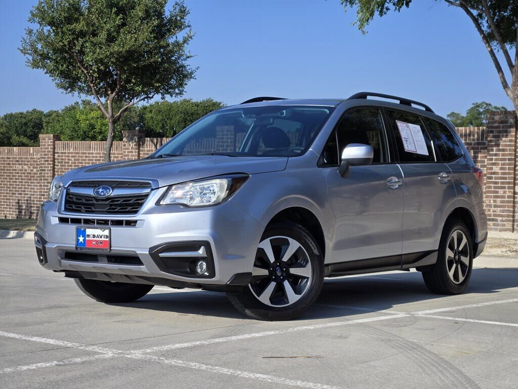 2017 SUBARU Forester