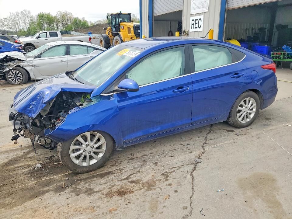 2022 HYUNDAI Accent