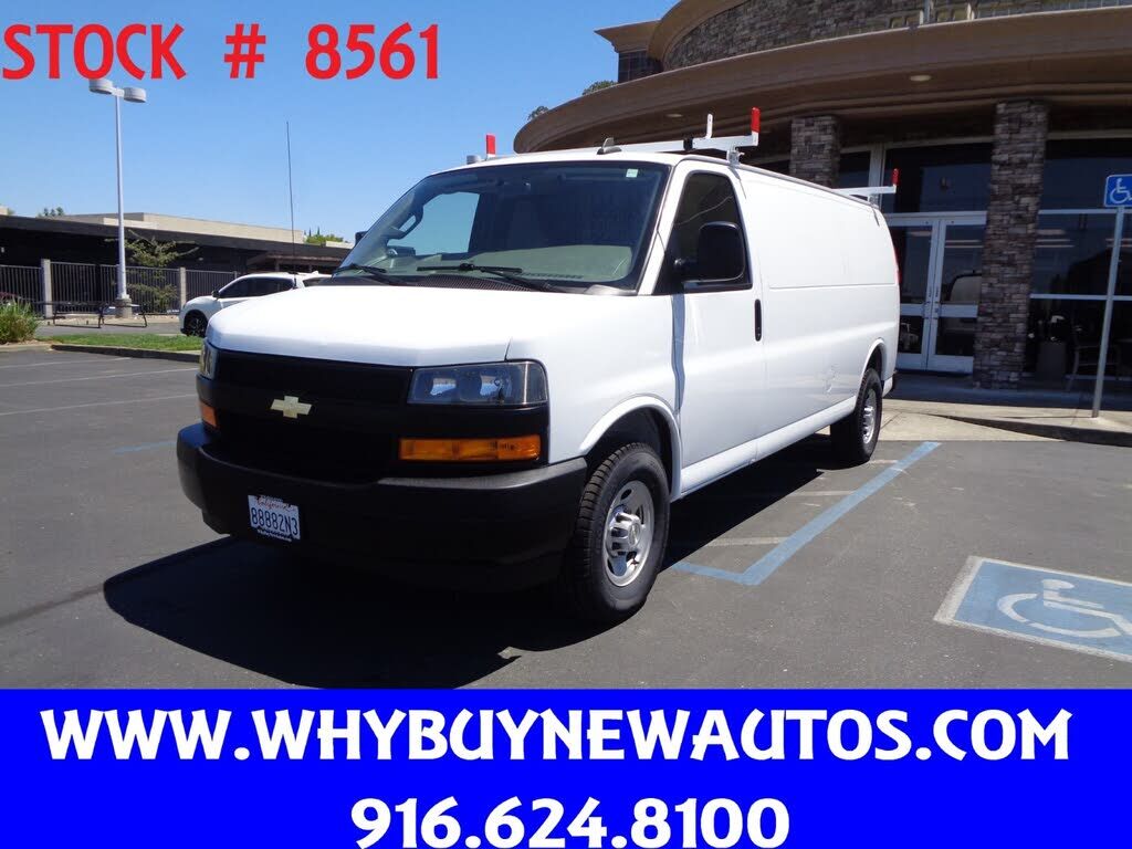 2022 CHEVROLET Express
