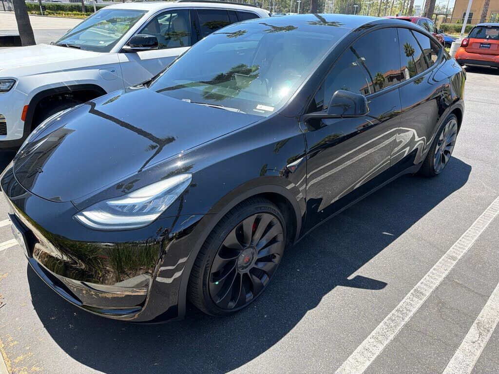 2020 TESLA Model Y