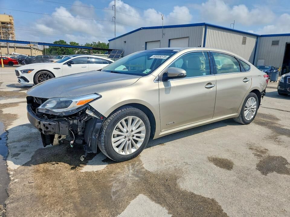 2015 TOYOTA Avalon